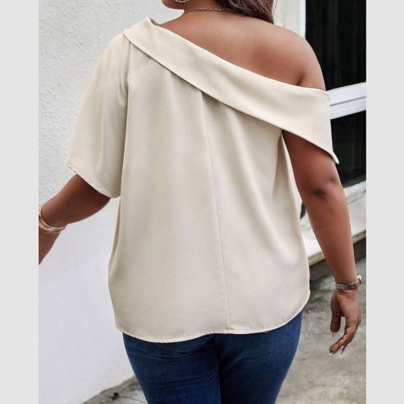 Luxe plus size cream asymmetrical neck blouse - Picture 2 of 11